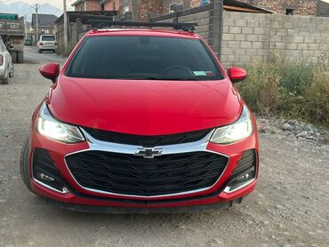 купить маленькую машину недорого: Chevrolet Cruze: 2018 г., 1.4 л, Автоматтык, Бензин, Седан