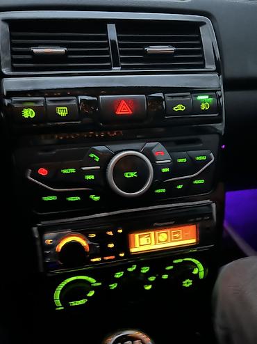 VAZ (LADA): VAZ (LADA) Priora: 1.6 l | 2018 il 149000 km Sedan -da lalafo.az — 7 VAZ (LADA): VAZ (LADA) Priora: 1.6 l | 2018 il 149000 km Sedan — 7