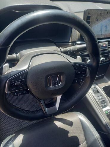 Honda: Honda Accord: 2018 г., 2 л, Робот, Бензин, Седан