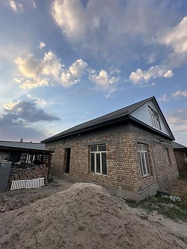 Продаётся дом с участком 8 сотых с чистым горным воздухом районт at lalafo.kg Продаётся дом с участком 8 сотых с чистым горным воздухом районт