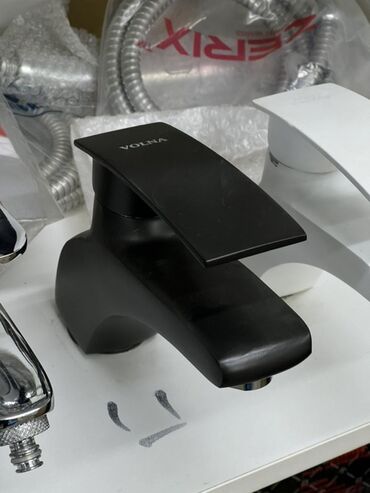смеситель для раковины цена бишкек: Смеситель для умывальника VOLNA, черный матовый. - Однорычажный