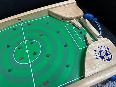 Društvene igre: Drvena stona igra Flip Kick – fudbalski fliper - Kompaktno drveno — 5