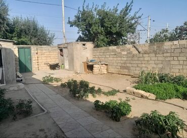 heyet ucun bulaqlar: 3 otaqlı, 144 kv. m, Kredit yoxdur, Orta təmir