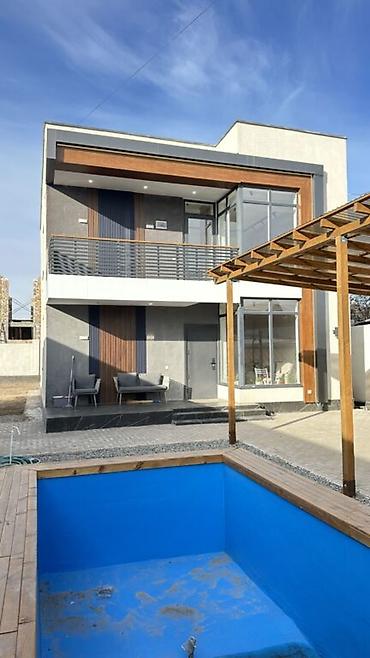 Продажа коттеджей и домов: 🏡 **Продаётся дом в современном стиле хай-тек** ✨ 6 комнат 📐 Площадь — 11