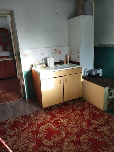 обмен квартиру на дом в бишкеке: 89 м², 3 комнаты, Старый ремонт Без мебели