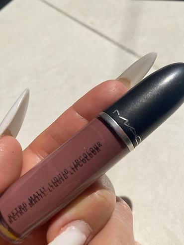 liquid brun: Orjinal M·A·C Retro Matte Liquid Lipcolour – “Topped With Brandy” - — 1