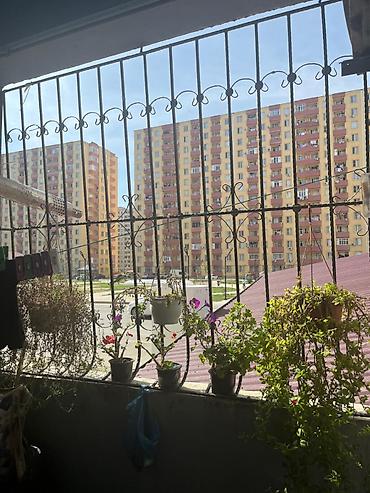 6 ci mikrorayon sumqayit: Saray Mtk 2 otaqlı mənzil kirayə verilir yalnız Ailəyə.eşyalı və hər — 9