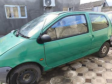 Renault Twingo: 1996 г., 1.3 л, Механика, Бензин, Хэтчбэк