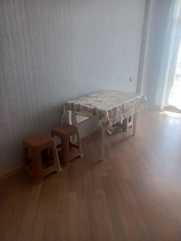 Uzunmüddətli kirayə mənzillər: Səbail rayonu, 20-ci sahədə Socarin binasında 18 mərtəbəli binanın — 3