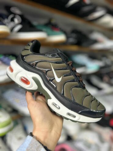 puma bele patike: Trainers, Nike, size - 46 at lalafo.rs puma bele patike: Trainers, Nike, size - 46
