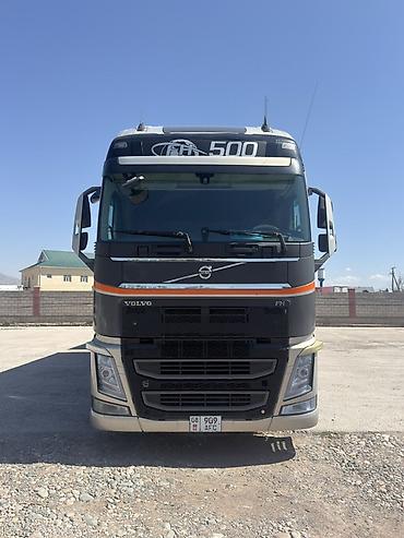 sur ron: Тягач, Volvo, 2014 г., Тентованный — 3