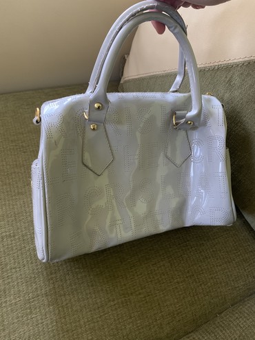 kaput sive boje: Handbags