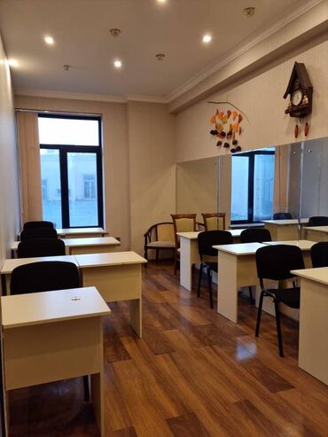 Ofislər: Baksovetdə yerləşən ümumi sahəsi 315 kv,m olan,3 mərtəbəli binanın -da lalafo.az — 1 Ofislər: Baksovetdə yerləşən ümumi sahəsi 315 kv,m olan,3 mərtəbəli binanın — 1