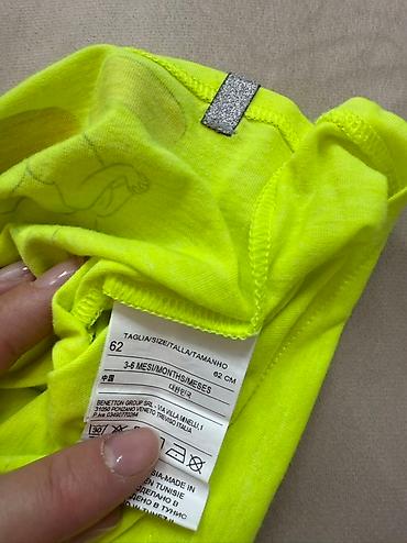 Futbolkalar: Futbolka, Qız üçün, 3 - 6 ay, Benetton — 8