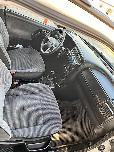 хундай старекс 1: Volkswagen Golf: 1994 г., 1.8 л, Кол менен иштөөчү, Бензин, Универсал — 5