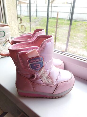 детская зимняя обувь из финляндии: Продаю детские зимние сапоги на девочку (дутыши) в отличном состоянии