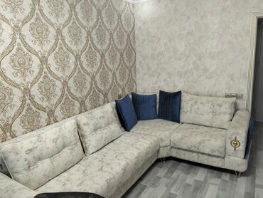 Masa və oturacaq dəstləri: Künc divan, İşlənmiş, Açılan, Bazalı