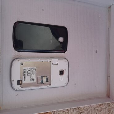 Другая аудиотехника: Продам мобильный телефон Samsung 1sim состояние отличное Зарядное — 8