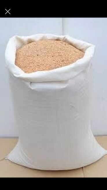 Корма для с/х животных: Оптом российские корма Отруби 15/кг Пшеница 20 сом/кг Ячмень 19 сом/кг