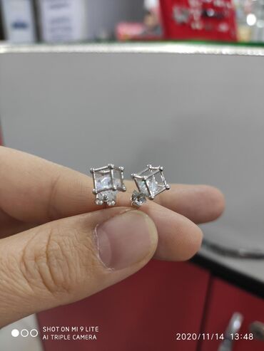 серьги серебро цена: Серьги-гвоздики Серебро 925 пробы Дизайн Италия Есть доставка Камни