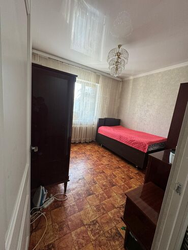 продаю квартиру в центре: 3 комнаты, 66 м², 106 серия, 3 этаж, Евроремонт