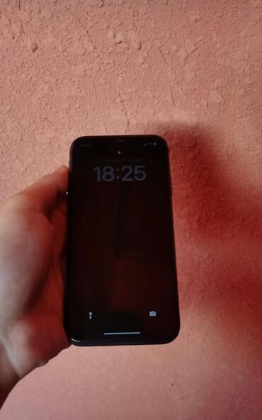 Apple iPhone: IPhone 11, Qara