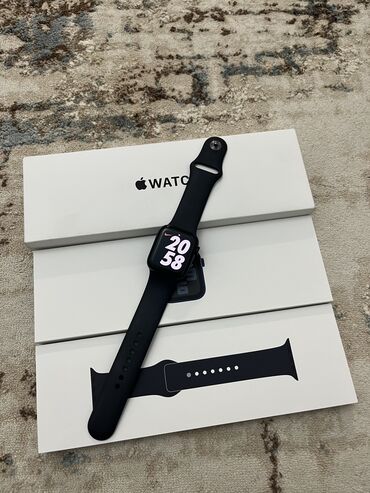 Apple Watch: Продаю Apple Watch SE 2gen 100% АКБ 40мм По состоянию есть царапины