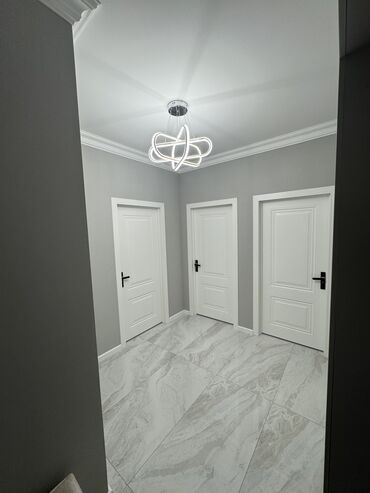 yeni emlak az: 2 комнаты, 83 м²