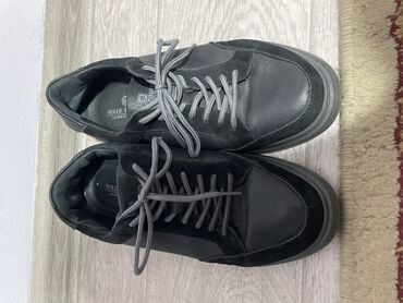 лоро пиано обувь женская летняя: Эркектердин туфлиси, 39, Колдонулган, түсү - Кара