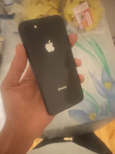 Apple iPhone: IPhone 8, 64 GB, Jet Black, Barmaq izi