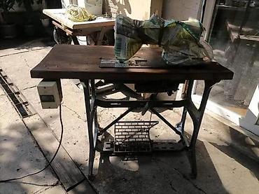 Industrijske šivaće mašine: Industrijska šivaća mašina sa postoljem i radnim stolom - Teški — 1