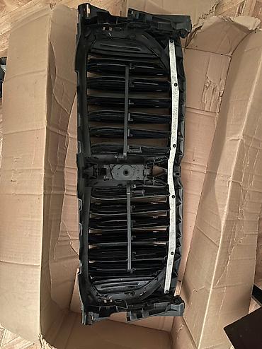 50 55: Решетка радиатора BMW 2020 г., Б/у, Оригинал — 4