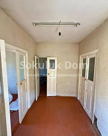 Продажа коттеджей и домов: 🏠Продается дом с магазином с. Сокулук 🟡Комнаты: 4 🟡Участок: 14,5 соток — 4