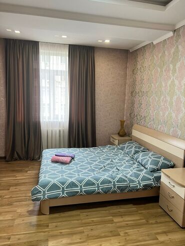 Посуточная аренда квартир: 2 комнаты, Душевая кабина, Постельное белье, Кондиционер — 2