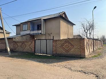 Продажа коттеджей и домов: Продаётся двухэтажный частный дом с просторным двором. Планировка и — 26