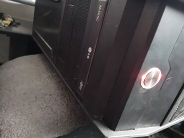 Desktop računari i radne stanice: Gejmer i7 Xeon varijanta Prejak-Vrhunska visokokvalitetna GEJMING — 2