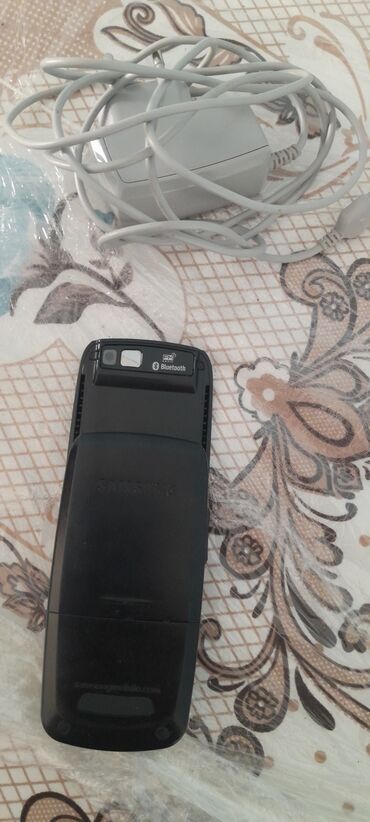 samsung a21s: Samsung E250, rəng - Qara, Düyməli