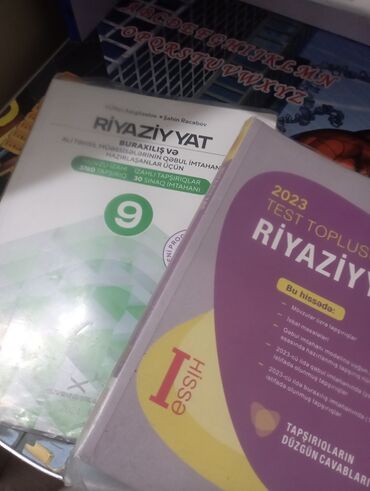 Məktəb dərslikləri: Səliqəli işlənmiş toplu və güvən yeni toplunu almaqcun pula ehtiyacım