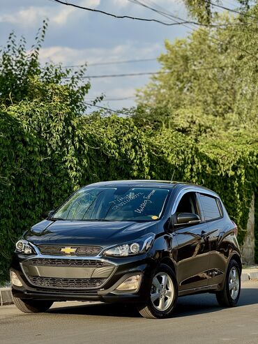 цена машин: Chevrolet Spark: 2019 г., 1 л, Вариатор, Бензин, Хетчбек