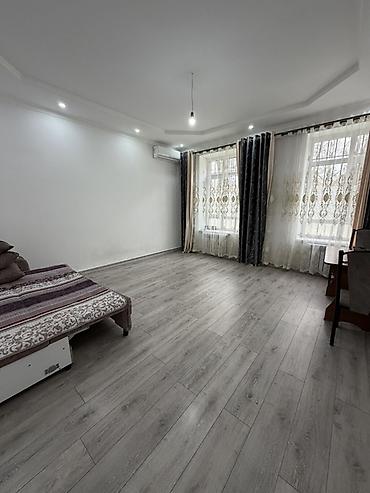 Продажа квартир: 3 комнаты, 90 м², 1 этаж — 10