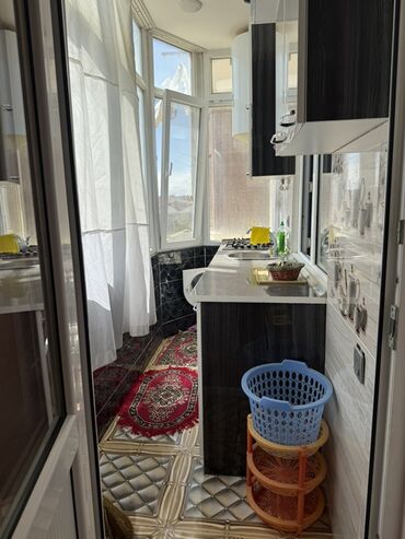 Mənzil kirayələyirəm: 2 otaqlı, 40 kv. m — 10