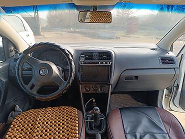фольксваген боро 2001: Volkswagen Polo: 2012 г., 1.6 л, Механика, Бензин, Седан — 5