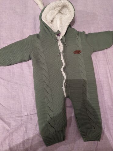 лыжный комбинезон детский: Зелёный комбинезон 3-6 месяцев одевали 1 раз 700сом коричневый