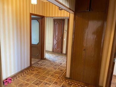 Köhnə tikili: Bakı, 4 otaqlı, Köhnə tikili, m. Əhmədli, 100 kv. m — 15