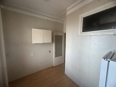 Mənzillər: 2 otaqlı mənzil – işıqlı və səliqəli planlama - Otaqlar: 2 ayrı otaq — 10