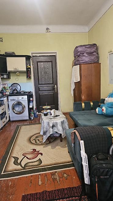 ev arenda: Salam 1 otaqlı ev satılır 20 kvadrat hamam tualeti var kupçası var — 2
