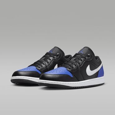 насос для члена: Кроссовки Jordan 1 Low в классическом сочетании черного, белого и