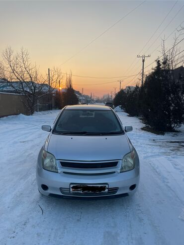 продаю аворийное авто: Toyota ist: 2002 г., 1.3 л, Автомат, Бензин, Хетчбек