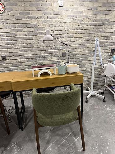 Biznes üçün avadanlıq: Dırnaq Masası arendaya verilir 200 Azn Ünvan Gənclik Metrosunun — 2