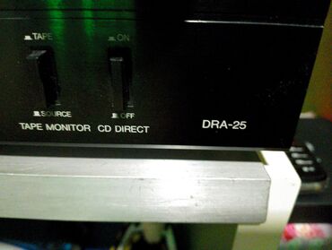 jakna kožna sa krznom: Denon DRA-25 resiver u Mint stanju i dva podnostojeća BENG zvučnika